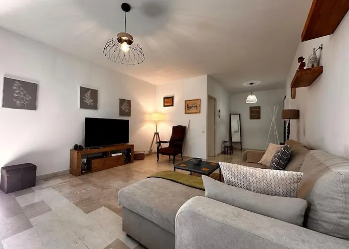 Charmant Appartement Proche Plage 4P Avec Jardin